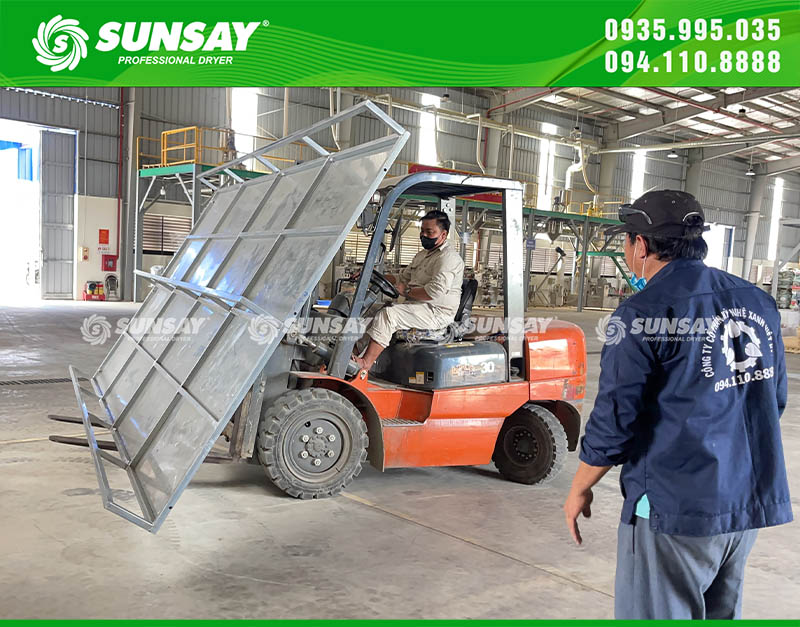 Máy được tháo lắp dễ dàng, có thể lắp đặt ở hiều vị trí